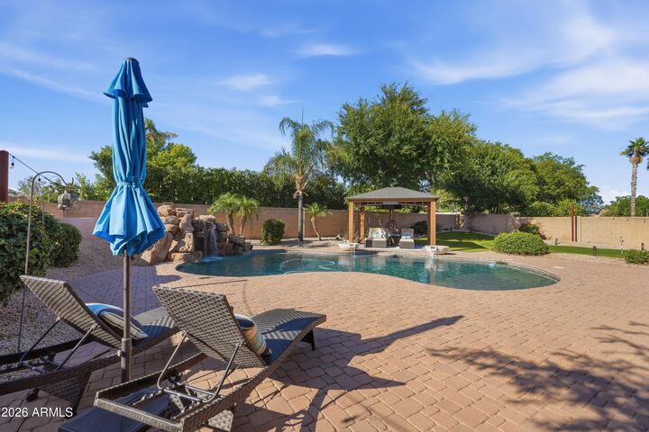 Property Photo:  2576 E Westchester Drive  AZ 85249 