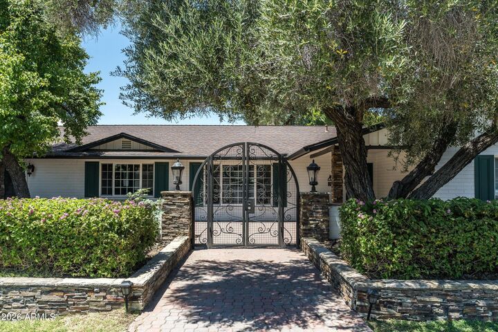 Property Photo:  7540 N 7th Avenue  AZ 85021 
