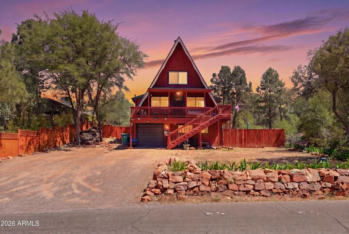 Property Photo: 210 E Sherwood Drive AZ 85541