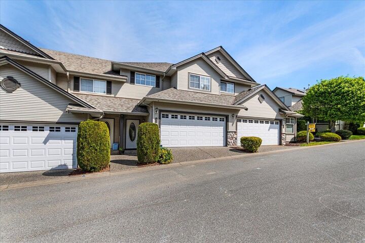 Property Photo:  46360 Valleyview Road 64  BC V2R 5L7 