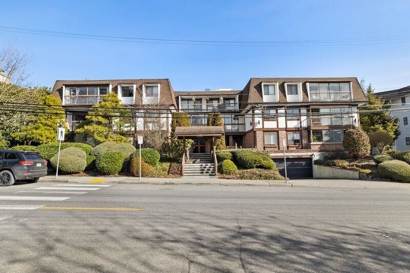 Property Photo: 1444 Martin Street 309 BC V4B 3W7