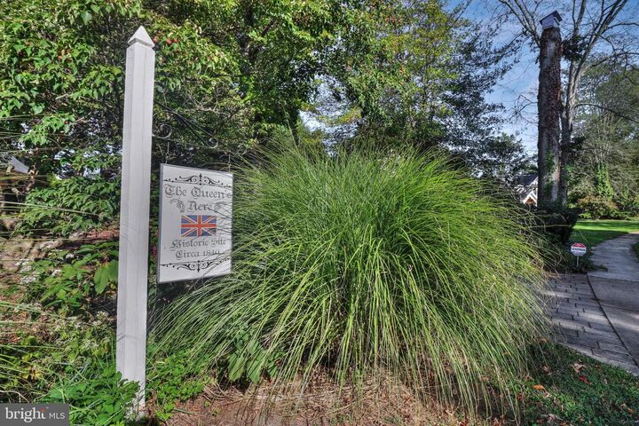 Property Photo:  713 Ardsley Court  PA 19067 