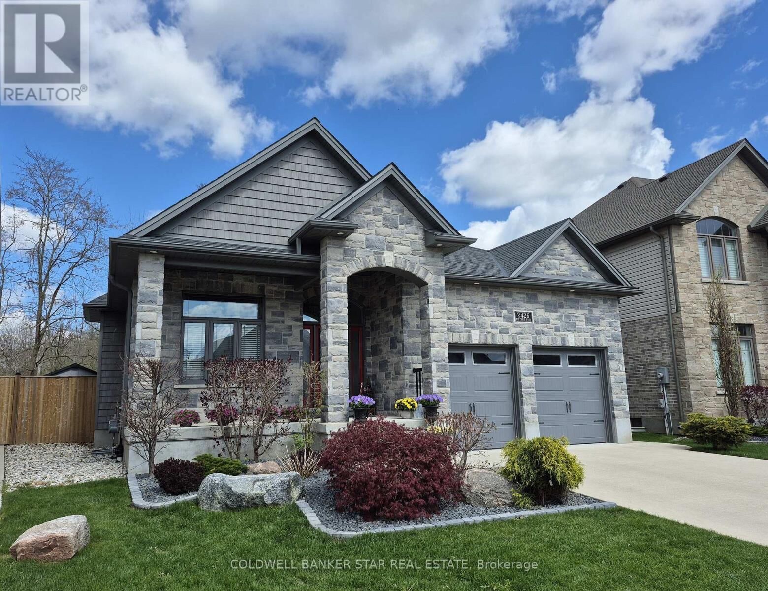 Property Photo:  2426 Red Thorne Avenue  ON N6P 0E7 