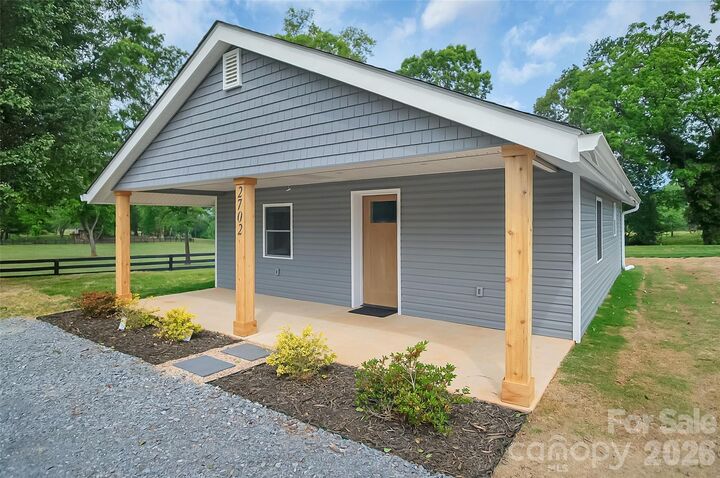 Property Photo: 2702 W Stage Coach Trail NC 28150