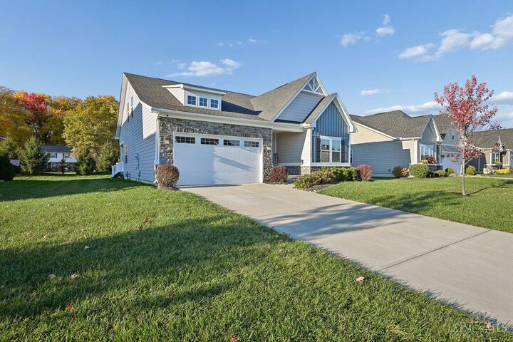 Property Photo:  1124 Clover Field Drive  OH 45140 