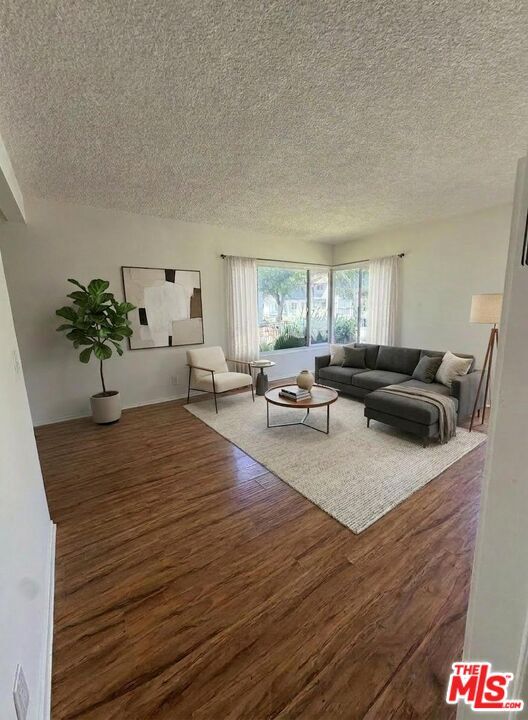 Property Photo:  10218 Darby Ave  CA 90303 
