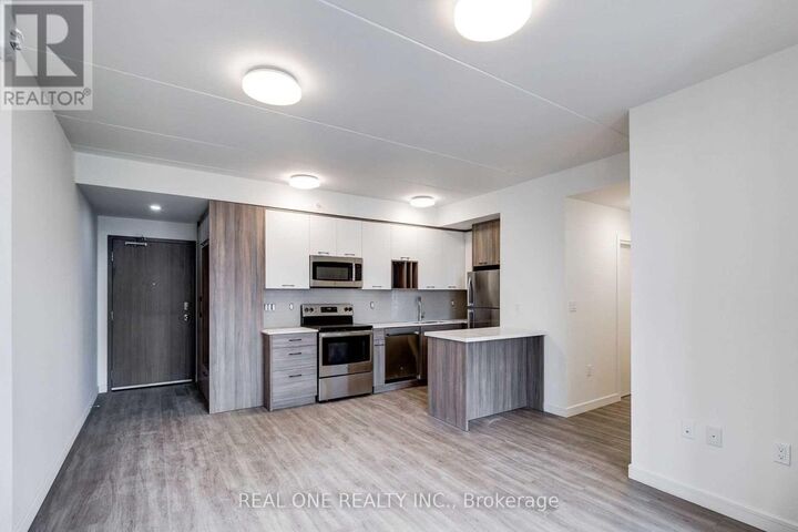 Property Photo:  49 Walnut Street South 1205  ON L8N 2K9 