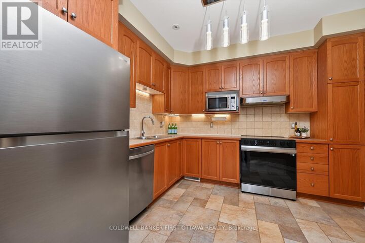 Photo de la propriété:  102 Windance Crescent  ON K2W 0A7 