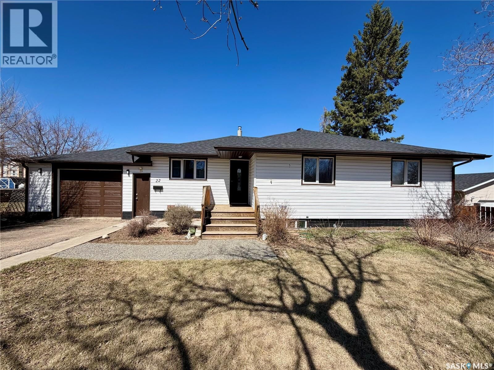 Property Photo:  22 23rd Street  SK S0M 0E0 