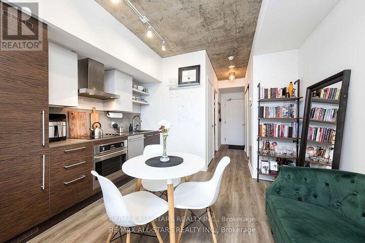 Property Photo:  1030 King Street West 908  ON M6K 3N3 