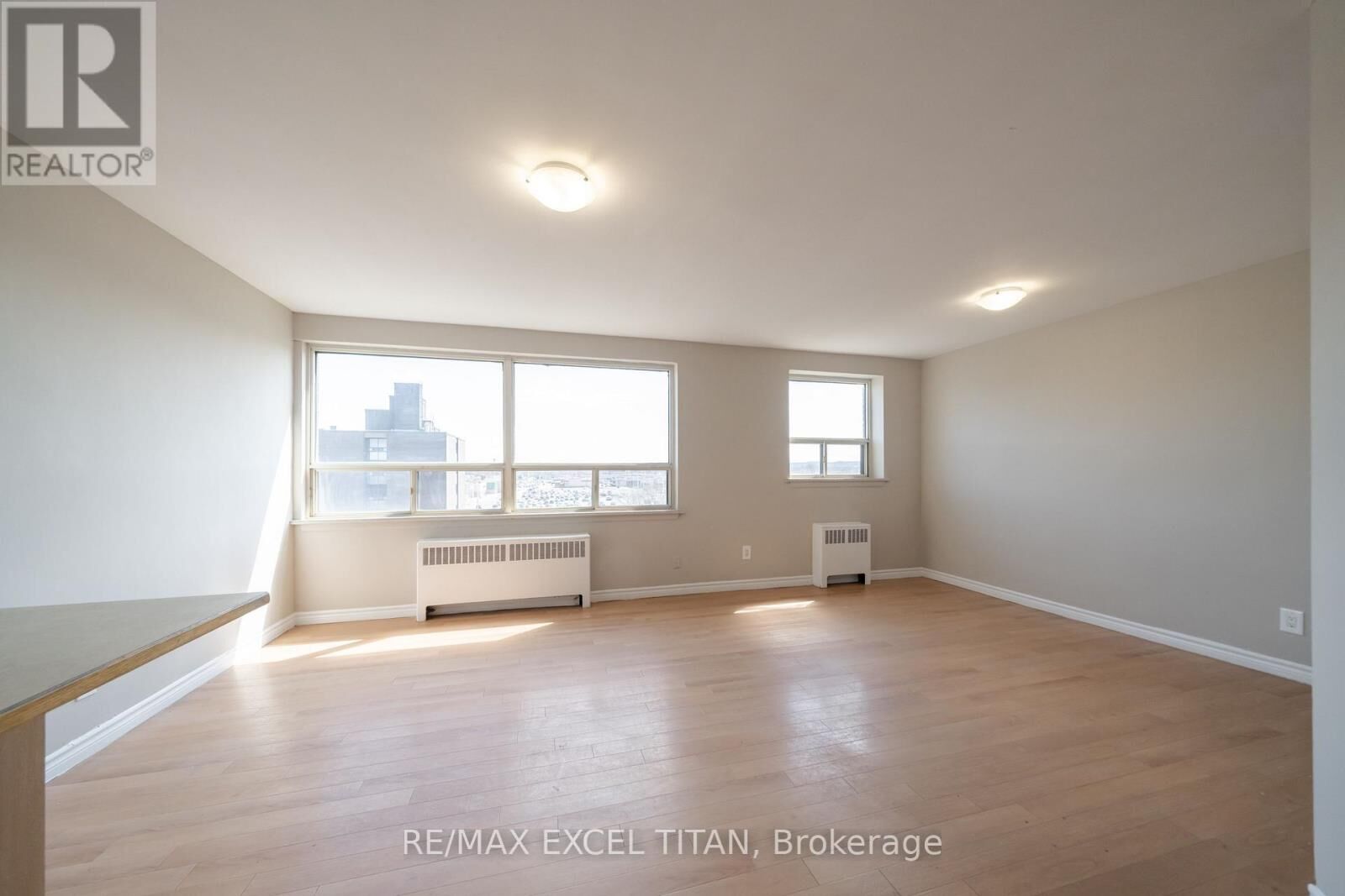 Property Photo:  468 Ottawa Street 436D  ON L8H 4A6 