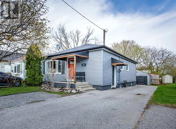 Property Photo:  293 Oshawa Boulevard North  ON L1G 5T2 
