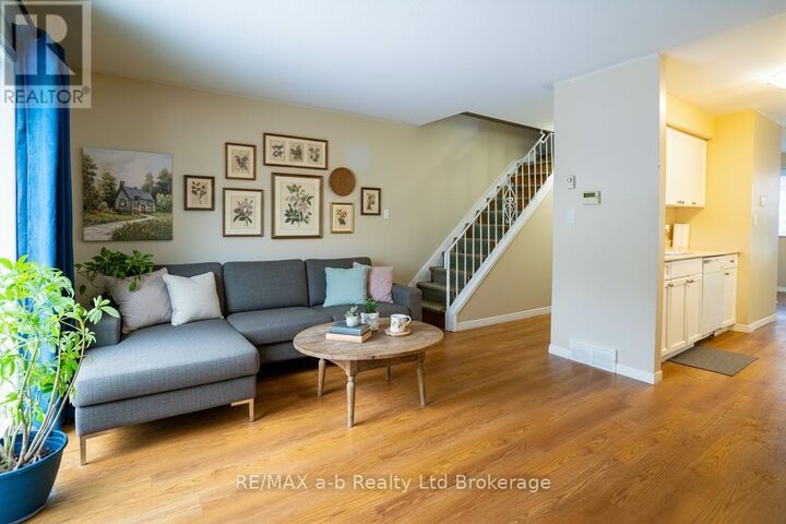 Property Photo:  10 Dufferin Street 1  ON N0J 1P0 