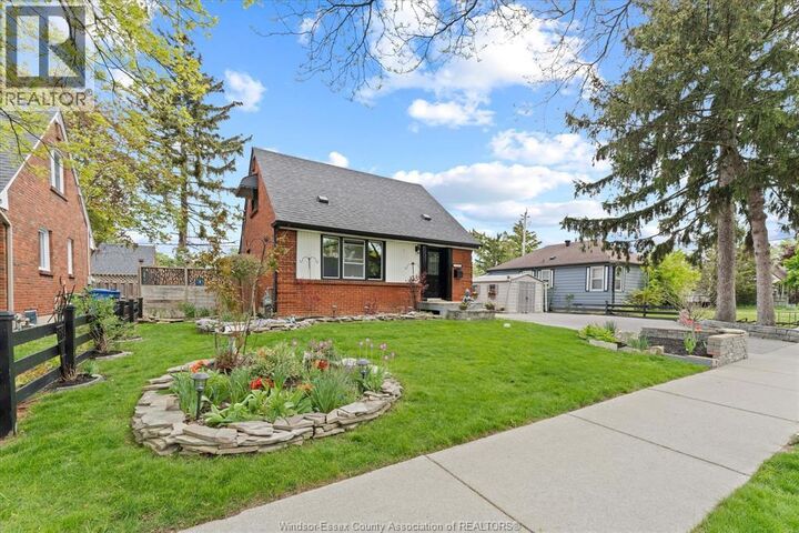 Property Photo:  1086 Villaire Avenue  ON N8S 2J8 