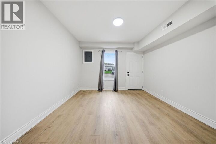 Property Photo:  129 Durham Street  ON L3K 1E1 