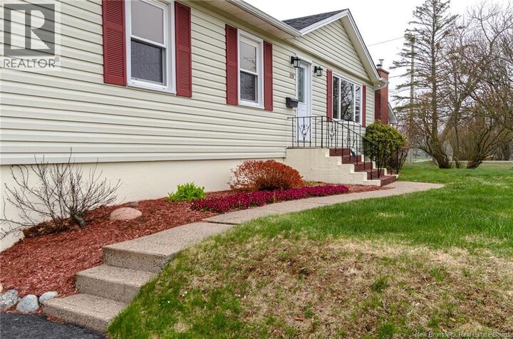 Property Photo:  119 Bayview Drive  NB E2M 4E2 