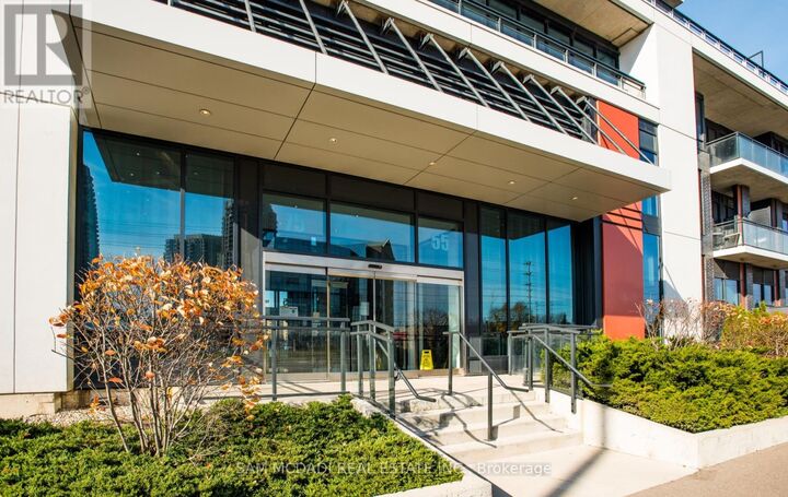 Property Photo:  55 Eglinton Avenue West 1602  ON L5R 0E5 
