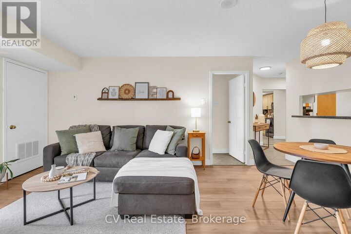 Property Photo:  75 Ellen Street 811  ON L4N 7R6 