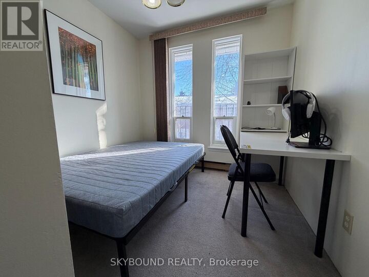 Property Photo:  71 Cass Avenue 19  ON M1T 3P8 