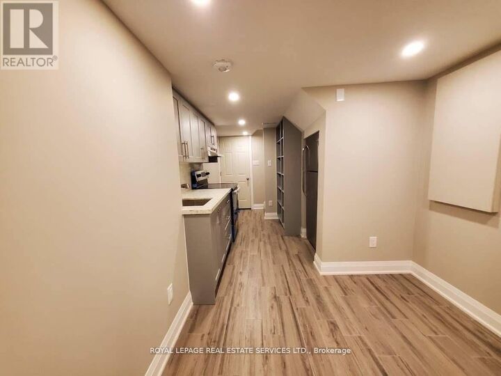 Property Photo:  39 Venza Crescent Bsmt  ON L6X 5K5 