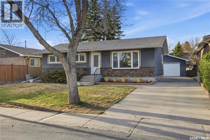 Property Photo:  119 Pappas Crescent  SK S4R 7G7 
