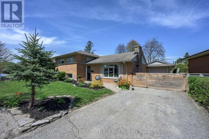 Property Photo:  86 Tewksbury Crescent  ON N5V 2M8 