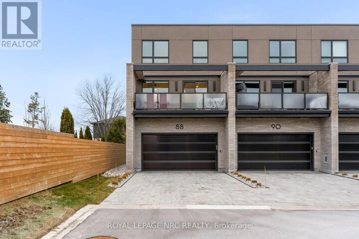Property Photo:  88 Moody Street  ON L3E 0B3 