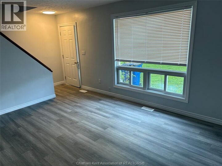Property Photo:  990 Chandler Street  ON N0P 1M0 