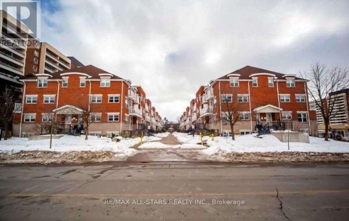 Property Photo:  37 Four Winds Drive 105  ON M3J 1K7 