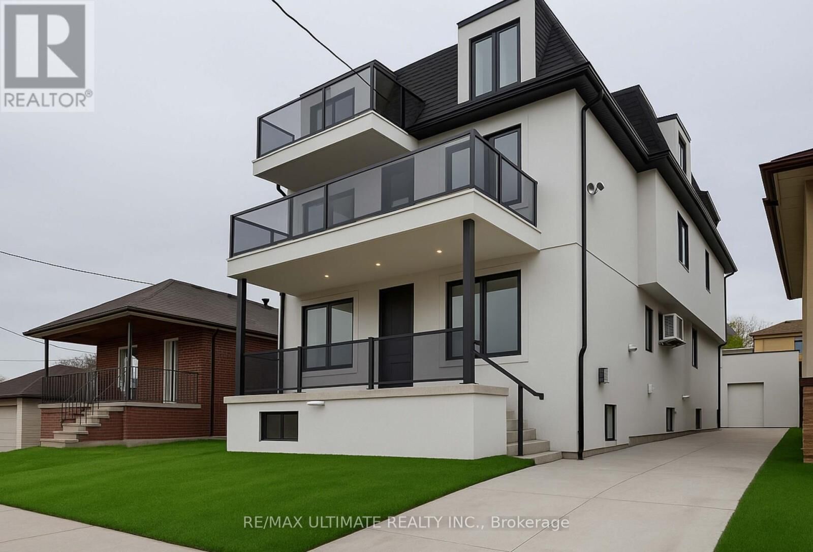 Property Photo:  6 Chudleigh Road Main Floor  ON M6E 1Y8 