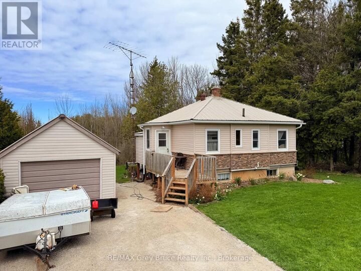 Property Photo:  173 Grandore Street East  ON N0H 2T0 