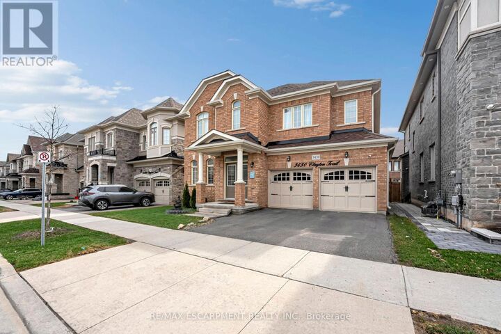 Property Photo:  3430 Clayton Trail  ON L6H 0Z1 