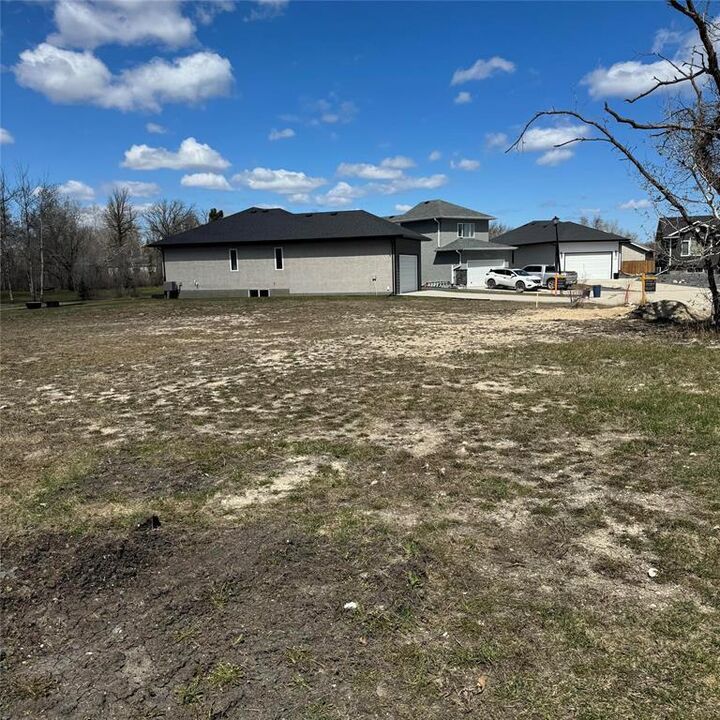 42 Acorn Bay — photo 1