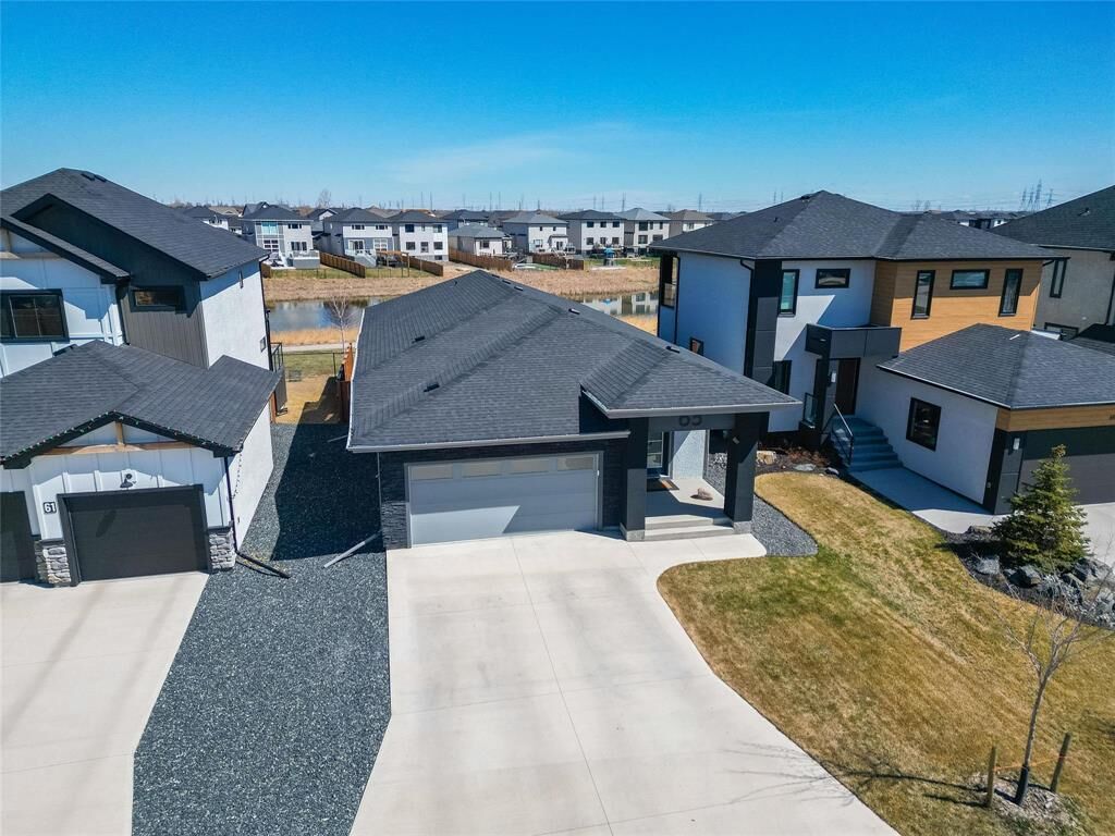 Property Photo: 65 Merkel Manza Boulevard MB R2C 1M5