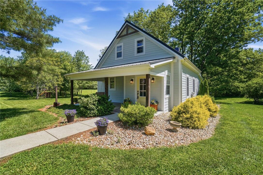 Property Photo:  6275 Roundhead Road  OH 45159 