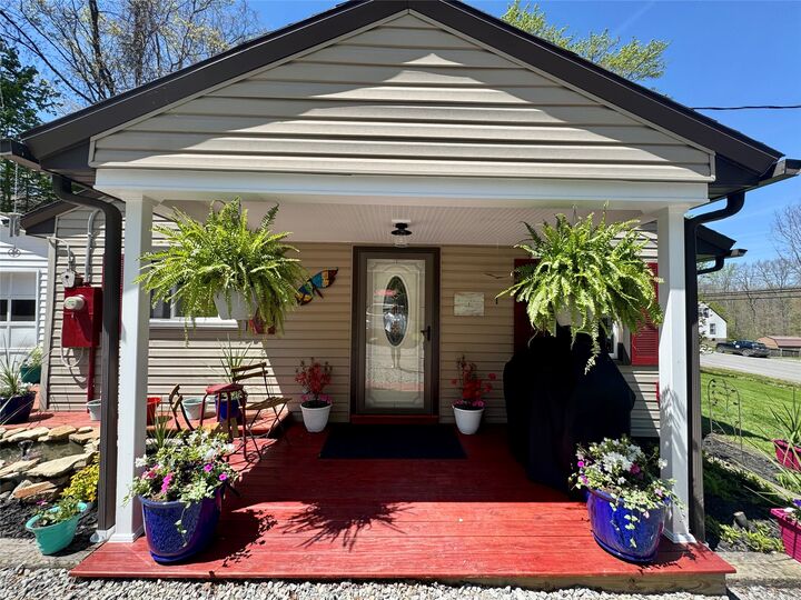 Property Photo:  17317 Cussewago Road  PA 16335 