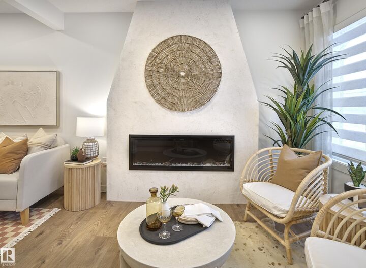 Property Photo:  2111 210 Street NW  AB T5Y 4K2 