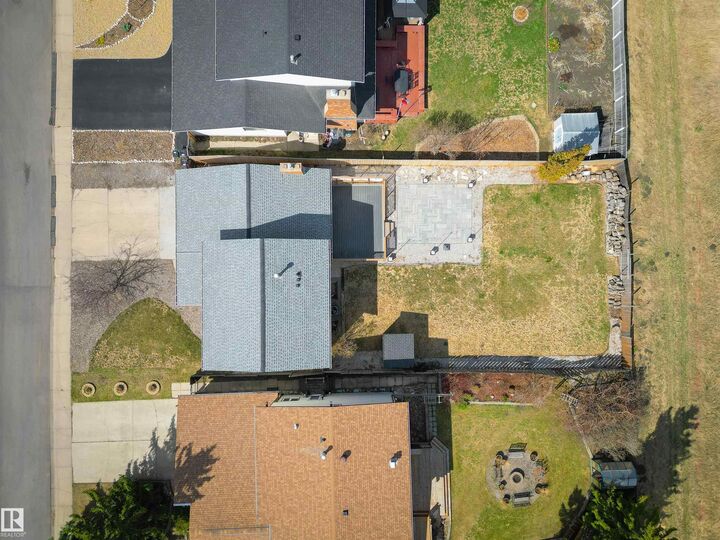 Property Photo:  3215 104 Street NW  AB T6J 3N5 