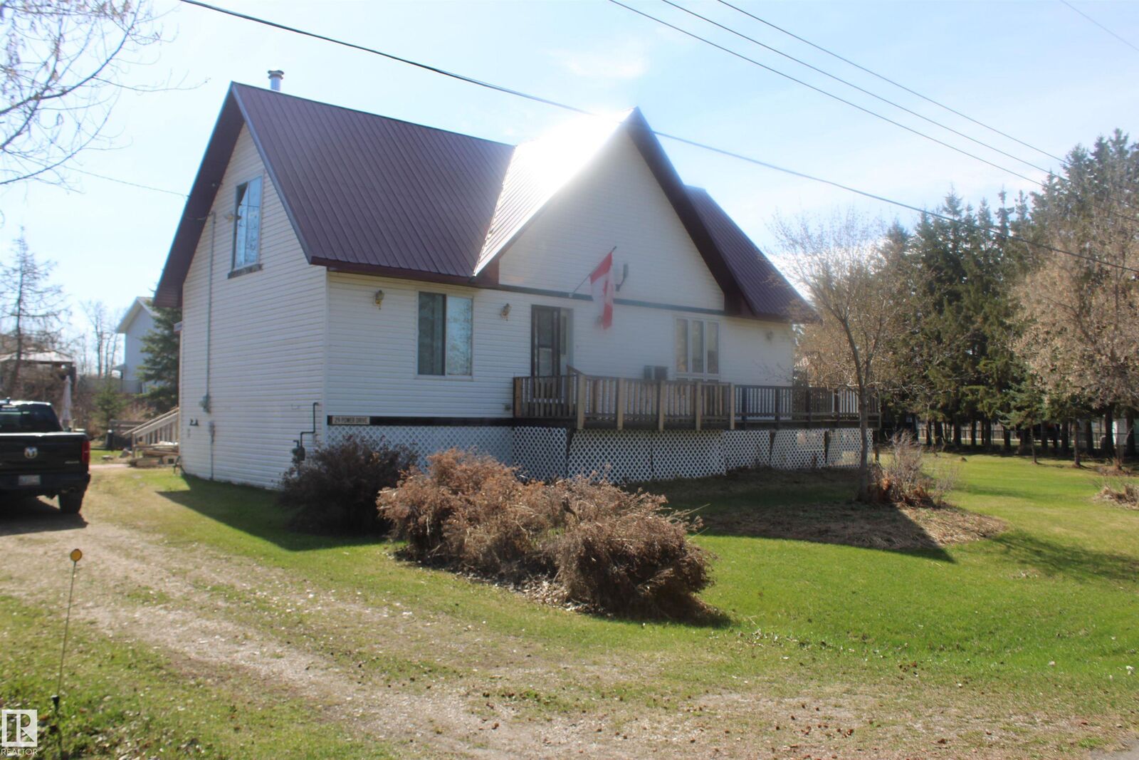Property Photo:  29 Power Drive  AB T0E 0A0 