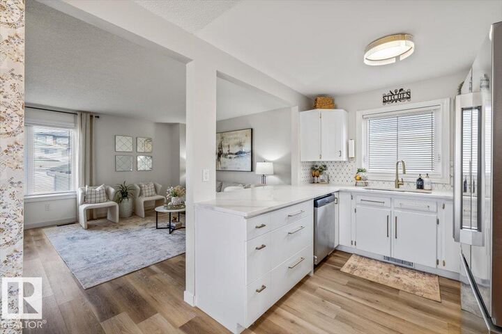 Property Photo:  9347 180A Avenue NW  AB T5Z 2J4 