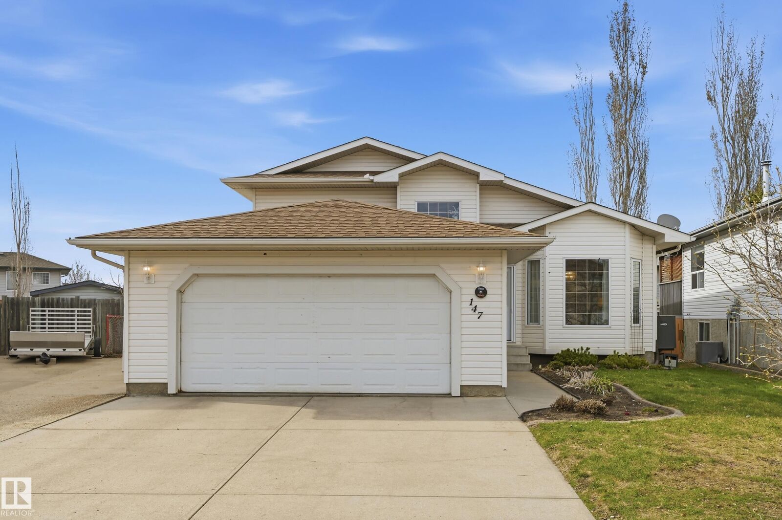 Property Photo:  147 Westmews Drive  AB T8L 4H9 