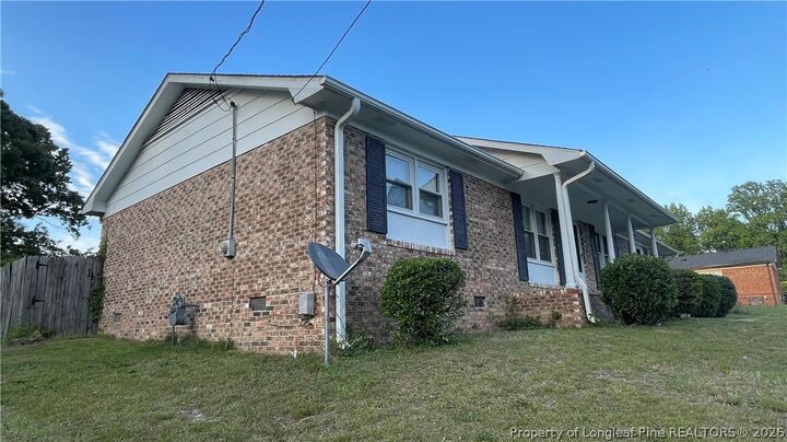 Property Photo: 6206 Larue Court NC 28303