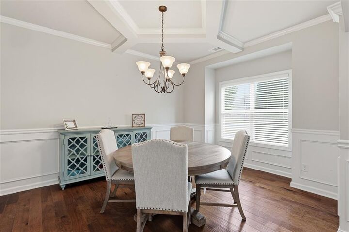 Property Photo: 5908 Park Bay Court GA 30542