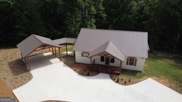 Property Photo:  1217 Youngs Farm Road  GA 30125 