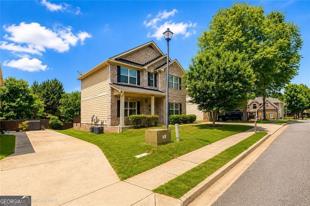 Property Photo: 14 Madrid # Avenue GA 30263