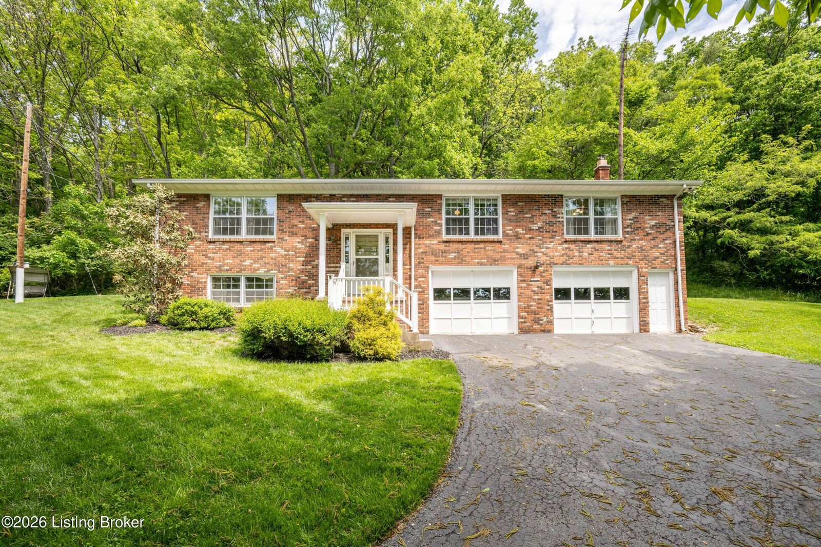 Property Photo:  2043 Lock Rd  KY 41008 