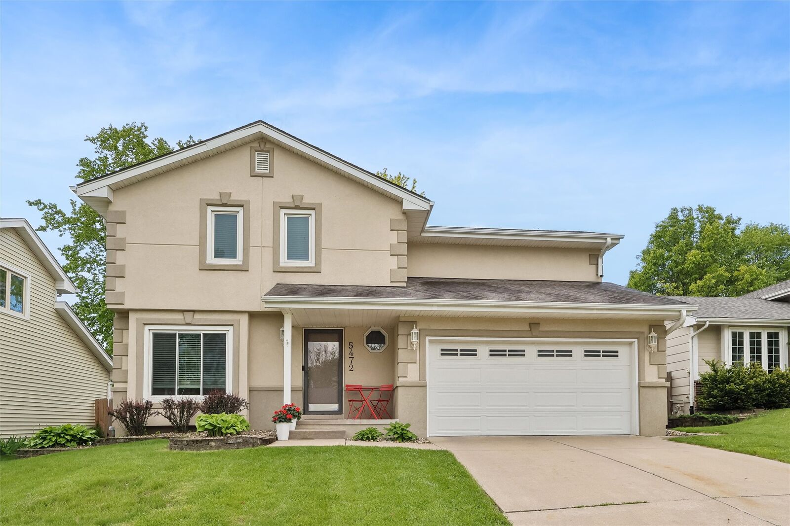 Property Photo:  5472 Dakota Drive  IA 50266 