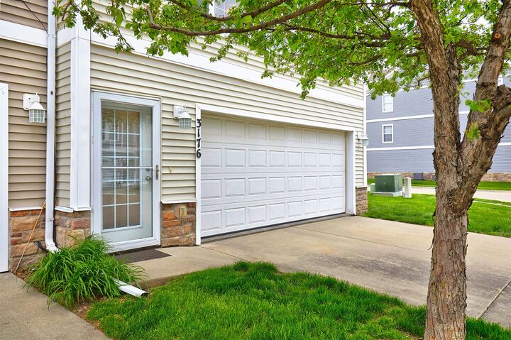 Property Photo:  3176 SW Arlan Lane  IA 50023 
