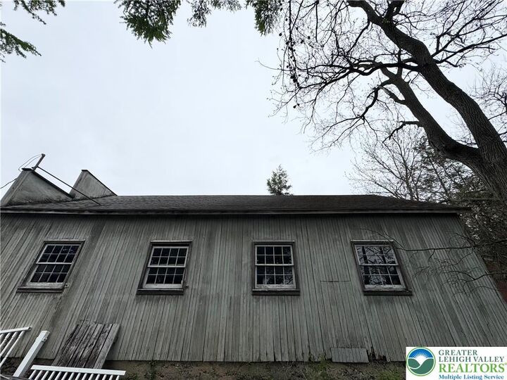 Property Photo:  3282 Easton Avenue  PA 18020 