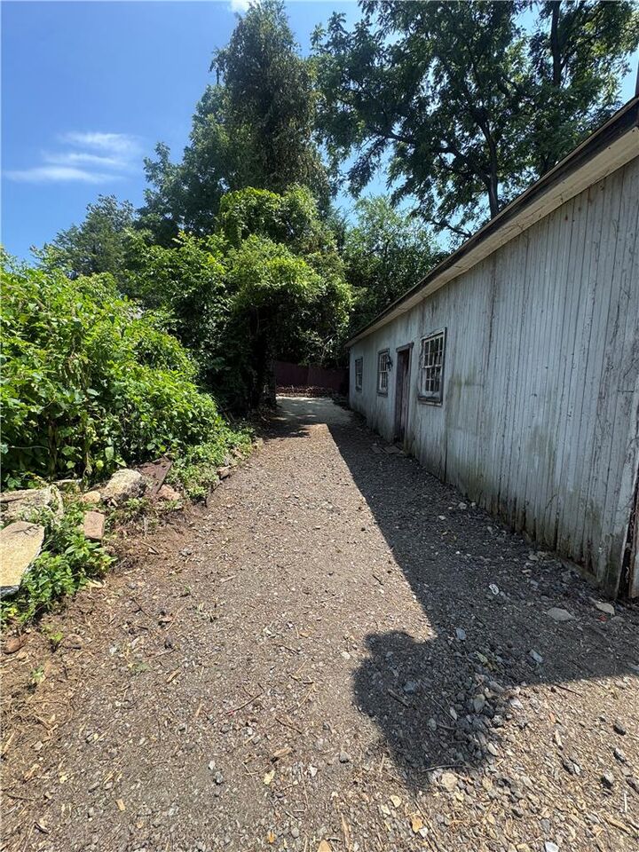 Property Photo:  3282 Easton Avenue  PA 18020 